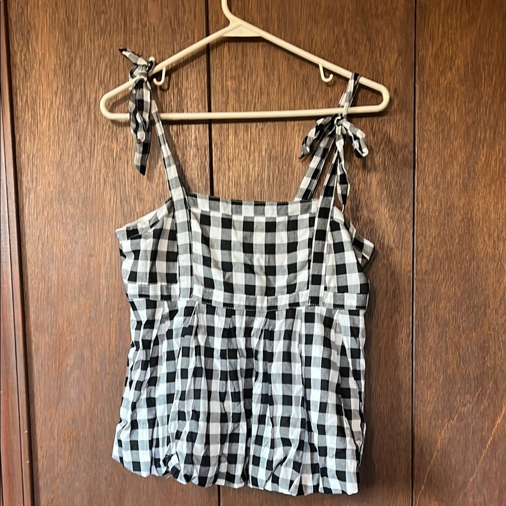Old Navy Black and White Adjustable Straps Checkered Top XS